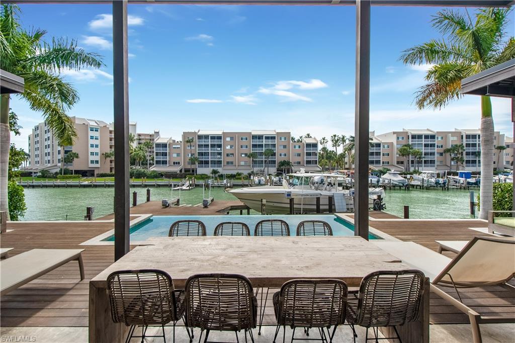 MARCO BEACH - Residential