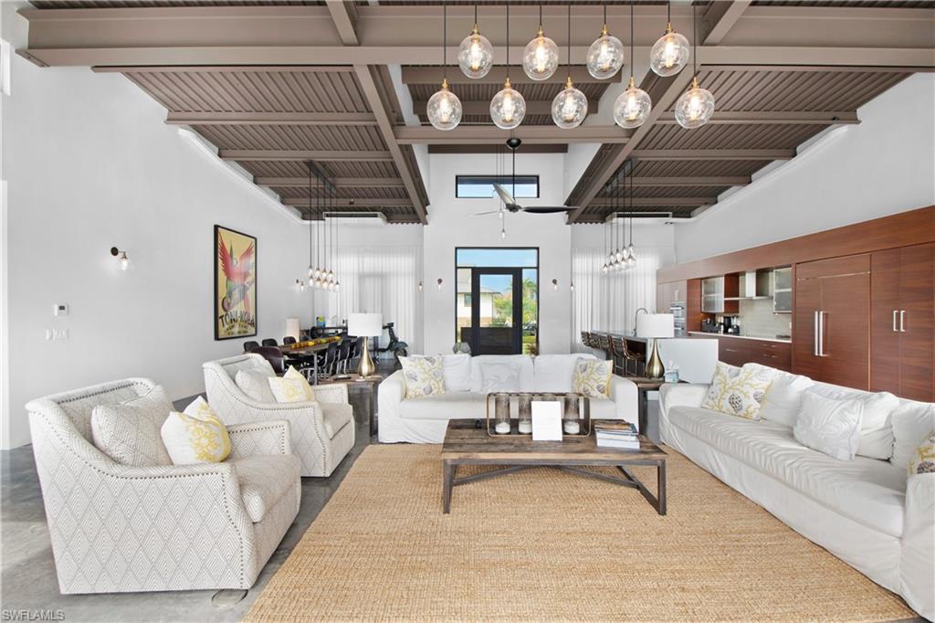 MARCO BEACH - Residential