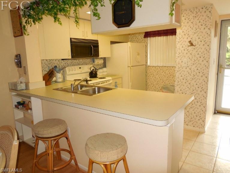 SUMMERLIN VILLAGE CONDO - Residential