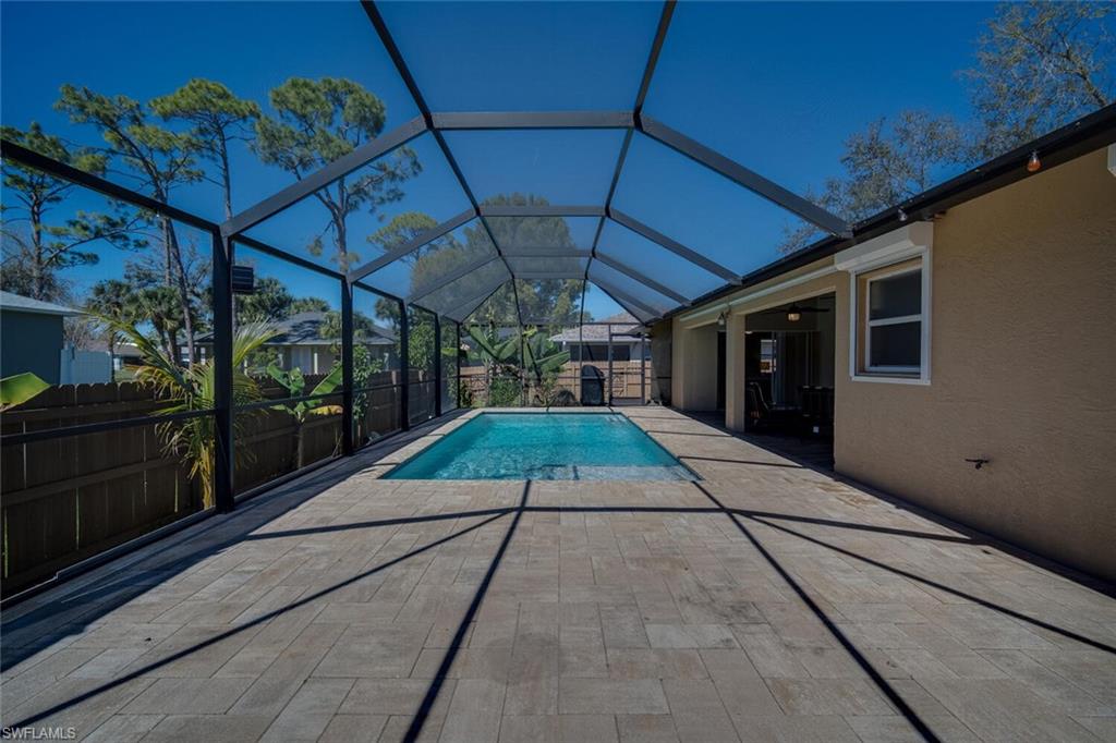 WILLOW CREEK - Residential