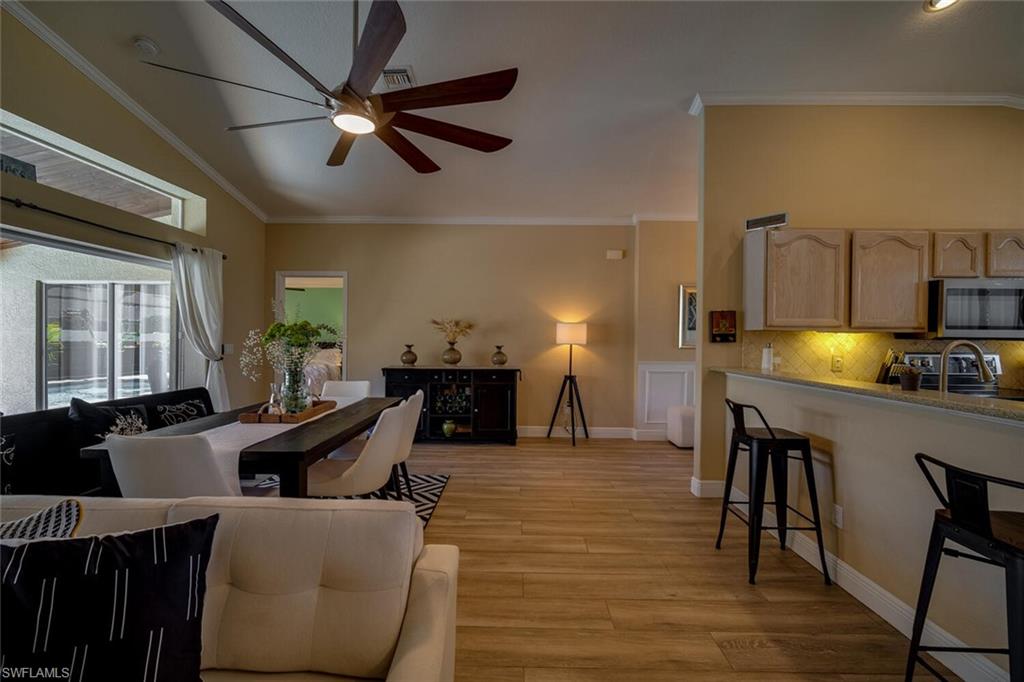 WILLOW CREEK - Residential