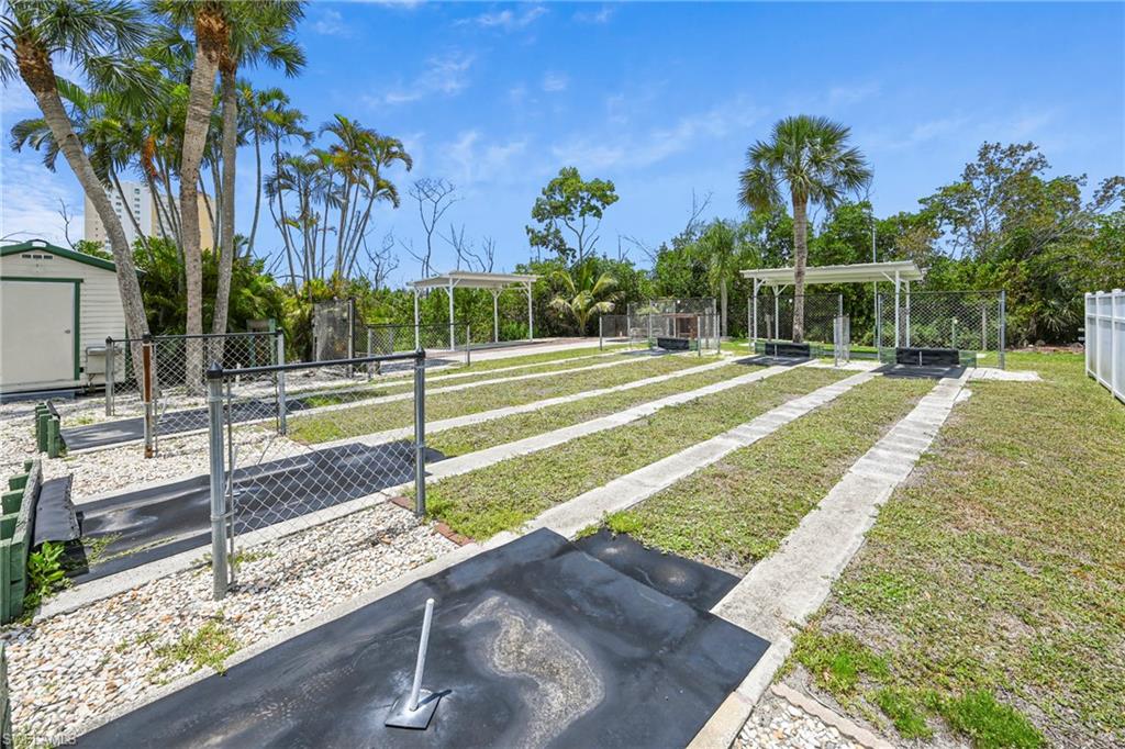 PALMETTO PALMS R V - Land