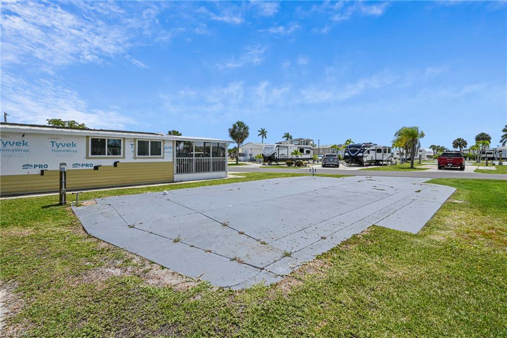 PALMETTO PALMS R V - Land