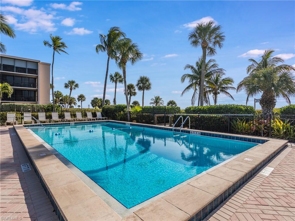 SUNDIAL OF SANIBEL - Residential