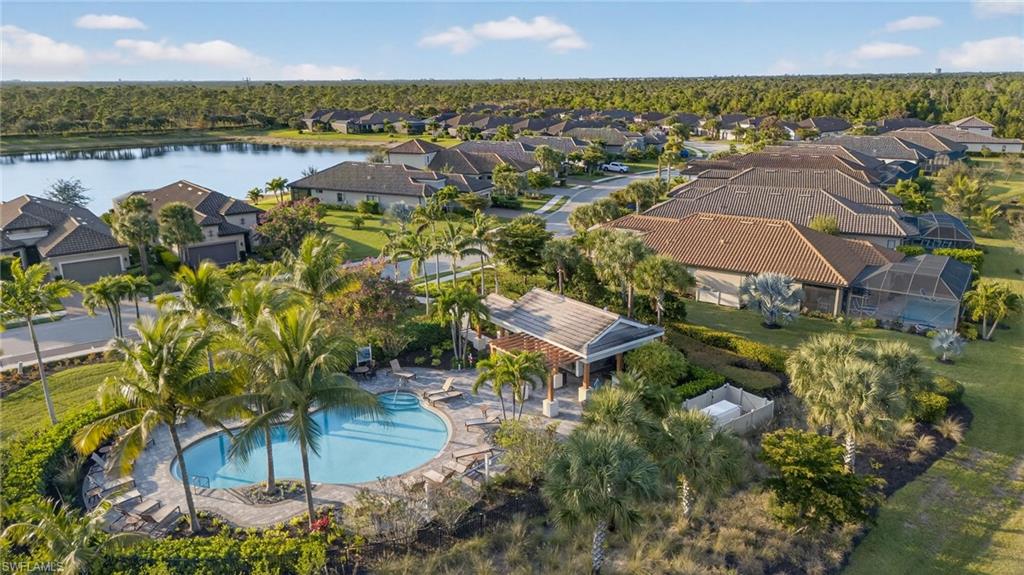 ESTERO POINTE - Residential