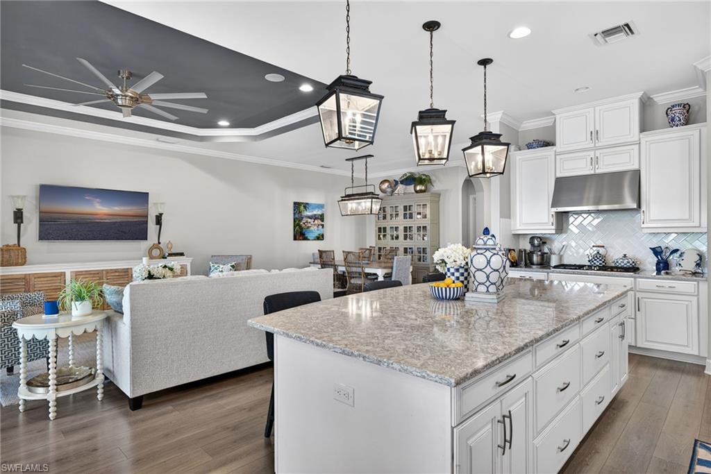 ESTERO POINTE - Residential