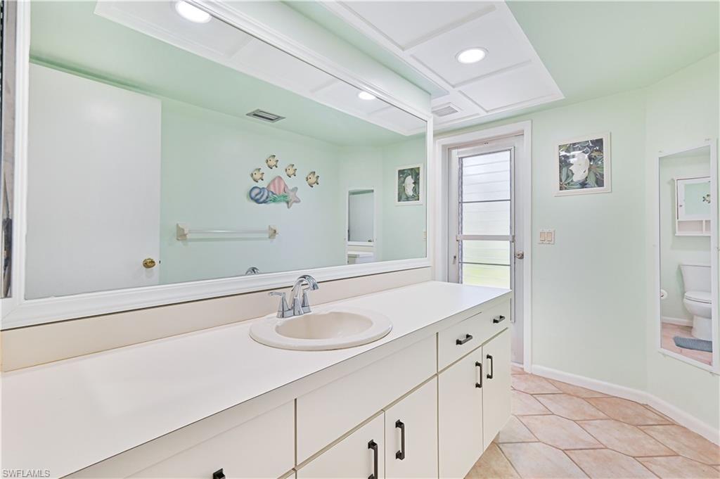 SHAMROCK LAKES - Residential