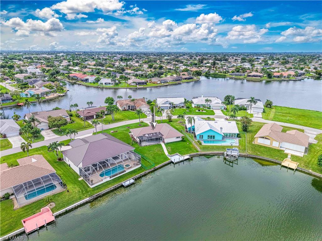 SHAMROCK LAKES - Residential