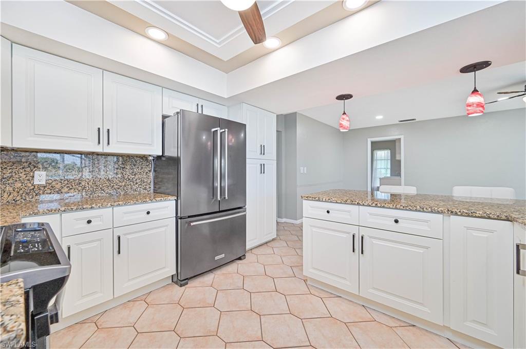 SHAMROCK LAKES - Residential