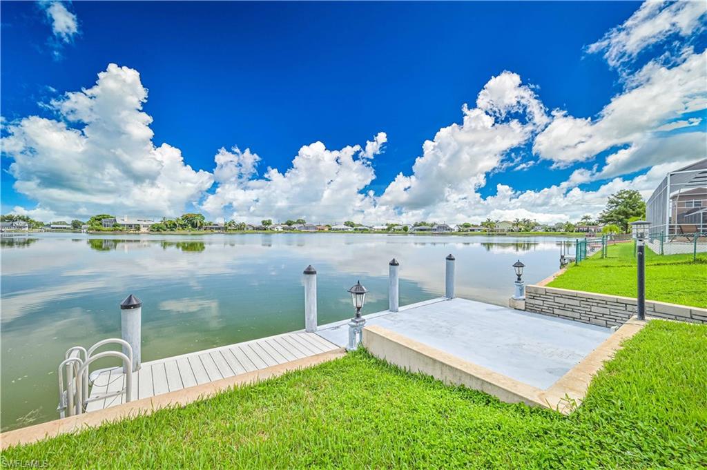 SHAMROCK LAKES - Residential