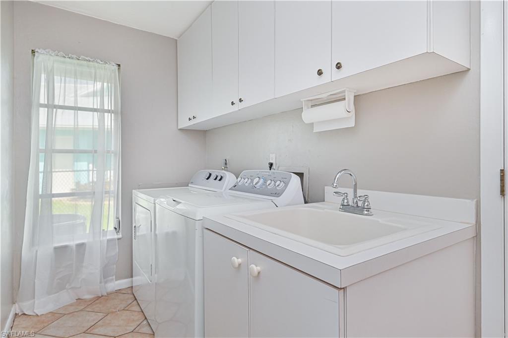 SHAMROCK LAKES - Residential