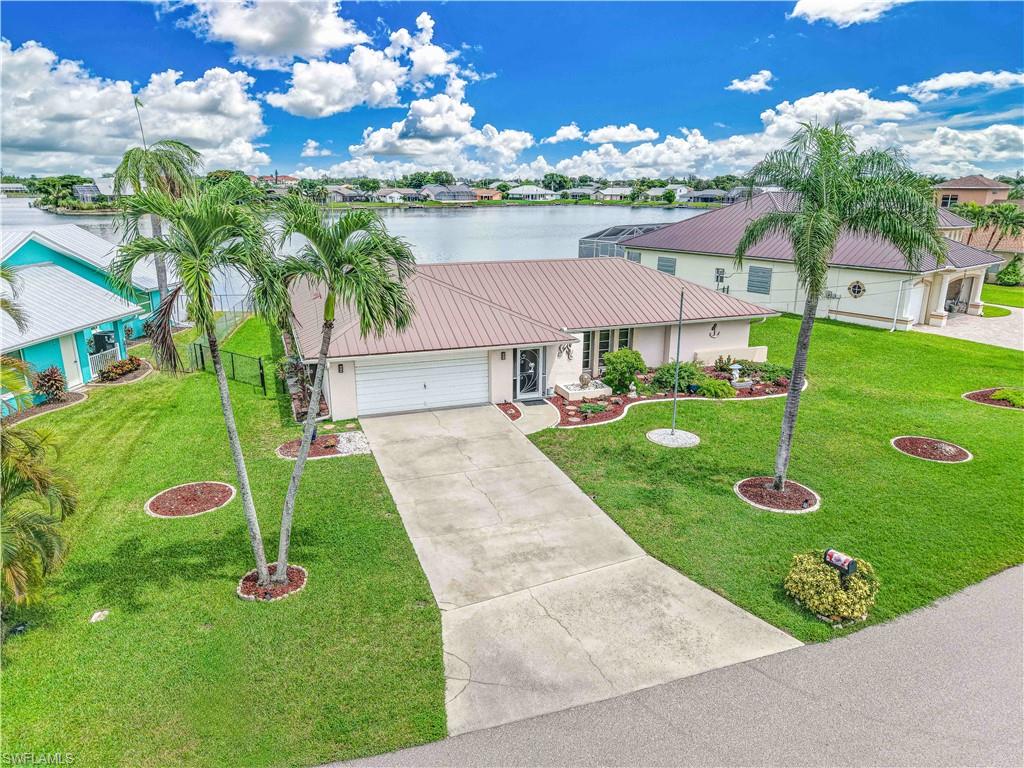 SHAMROCK LAKES - Residential