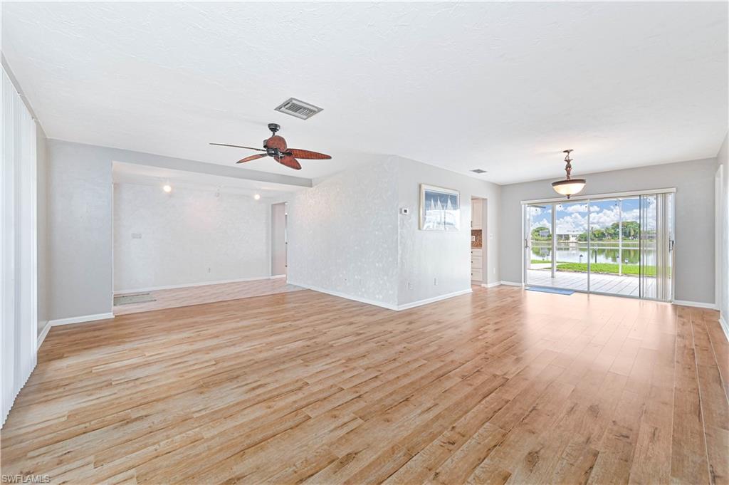 SHAMROCK LAKES - Residential