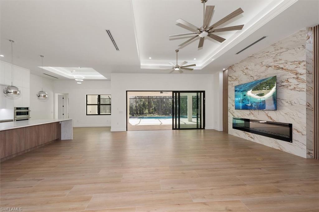 5080 Hickory Wood DR