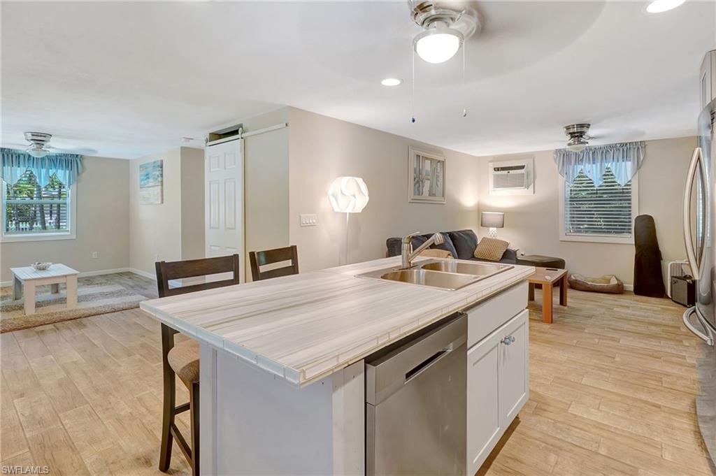 PINE ISLAND - Residential