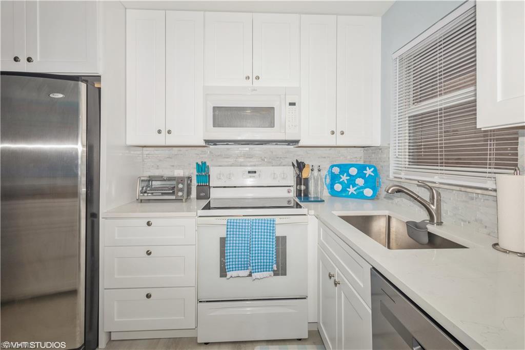 TURTLE LAKE GOLF COLONY - Residential Lease