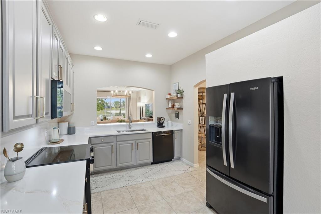 REFLECTION LAKES OF NAPLES - Residential