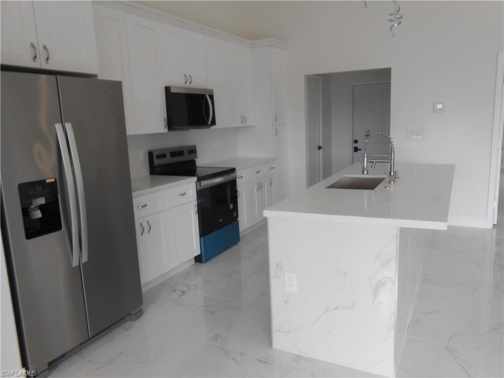 LEHIGH ACRES - Residential Lease