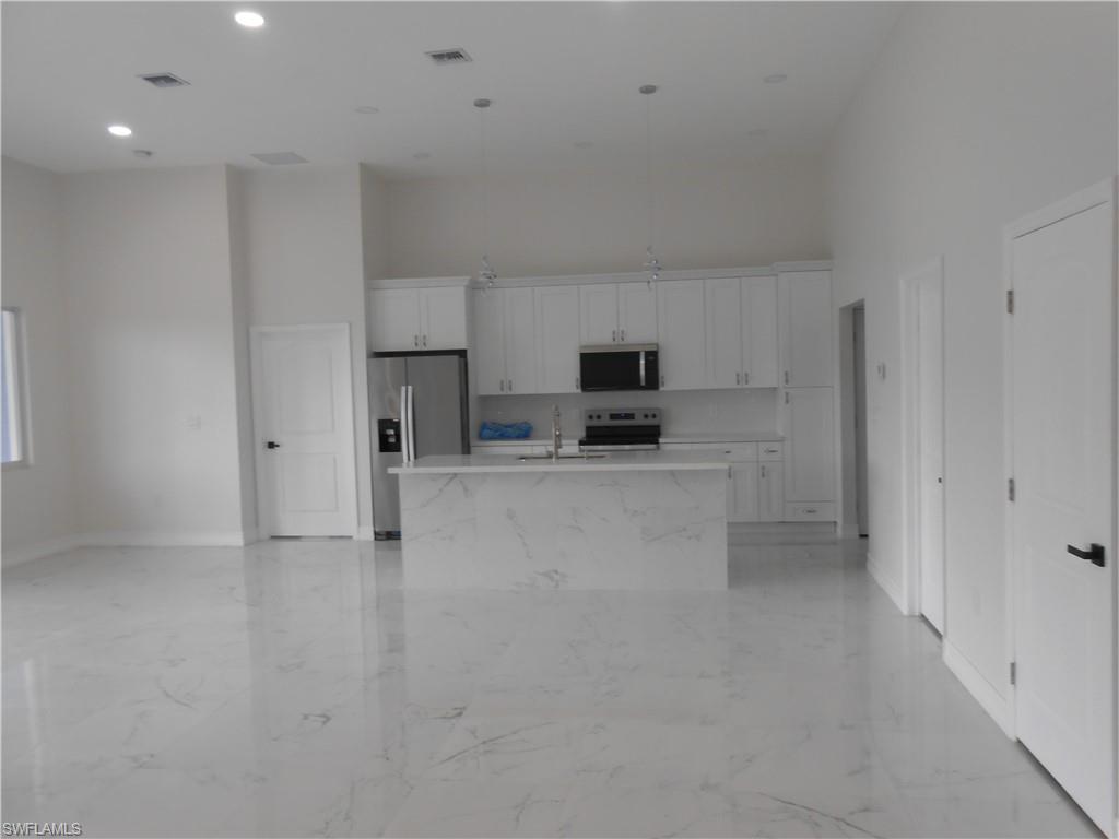 LEHIGH ACRES - Residential Lease