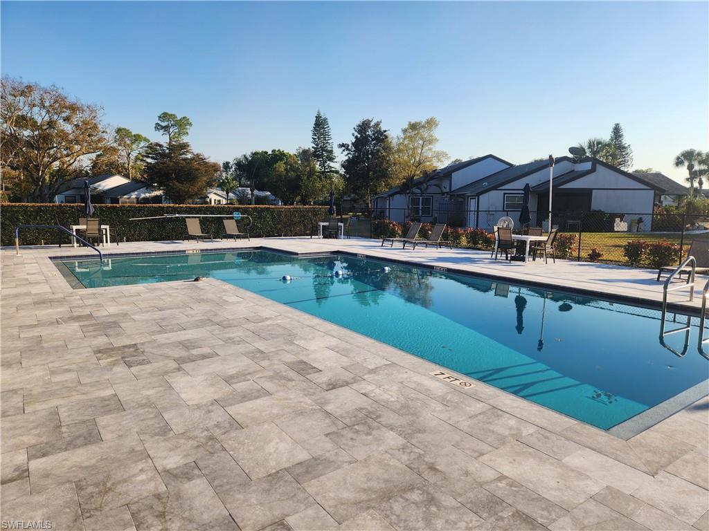 BEACON SQUARE - Residential