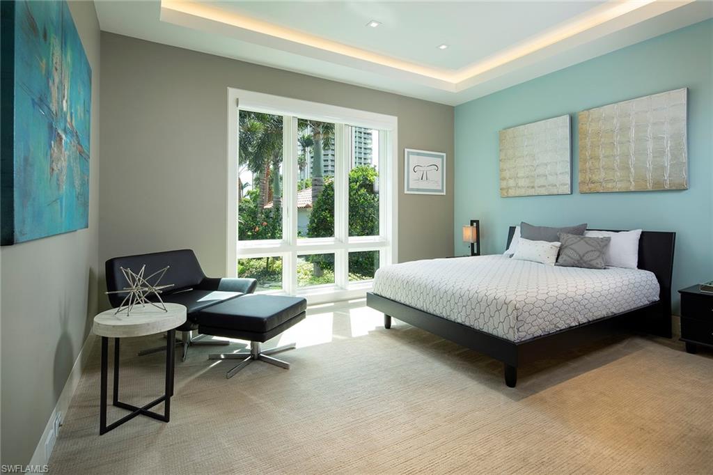 PARK SHORE - Residential