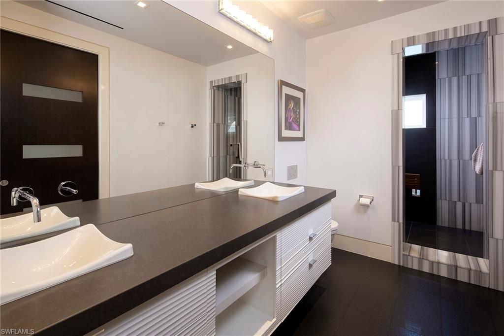 PARK SHORE - Residential