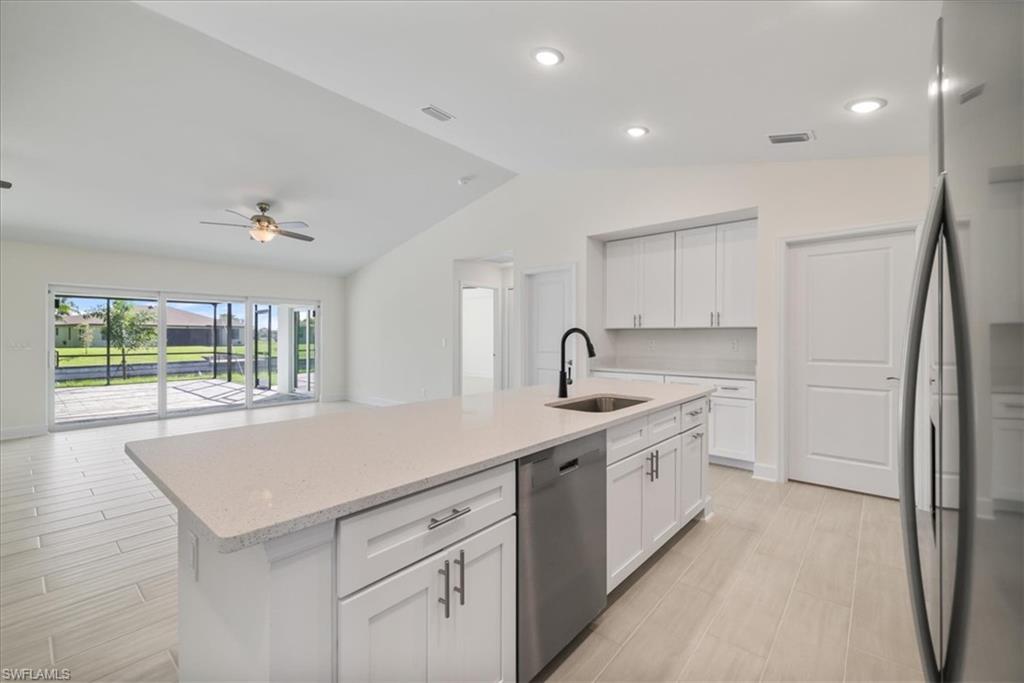 CAPE CORAL - Residential