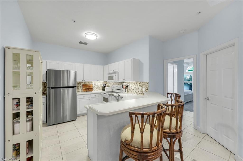 CAY LAGOON - Residential Lease