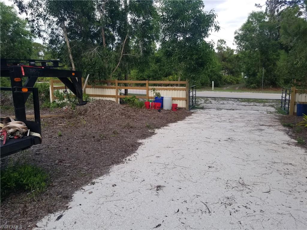 TROPICAL GULF ACRES - Land