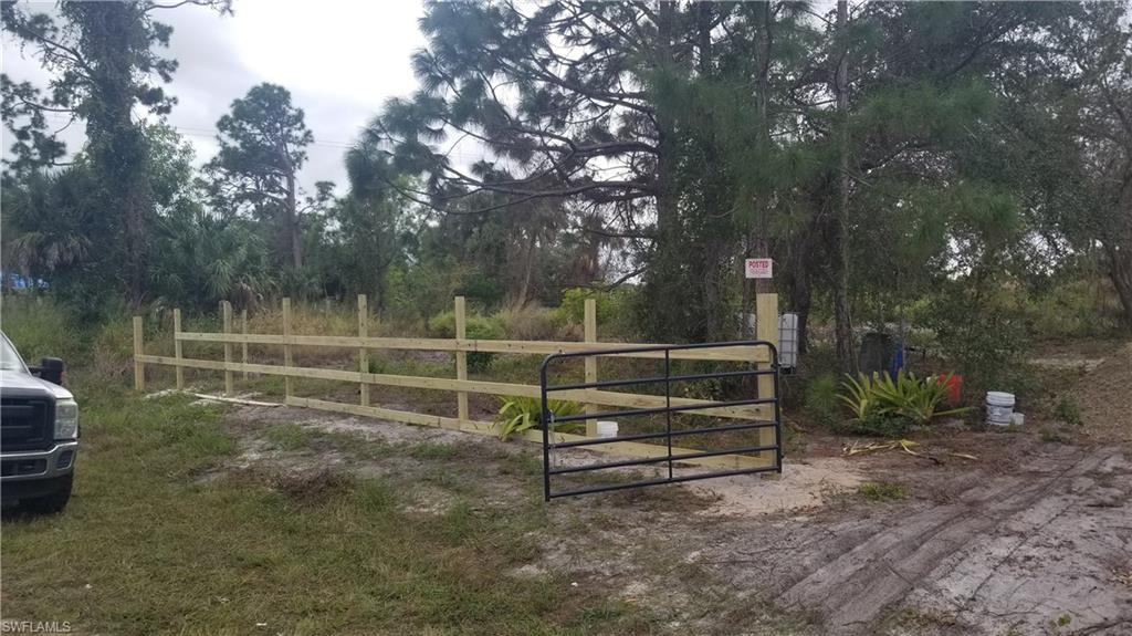 TROPICAL GULF ACRES - Land