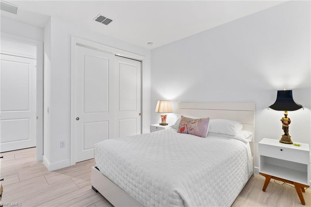 REGATTA LANDING - Residential