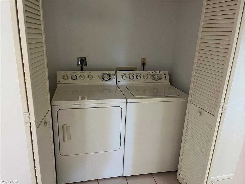 VILLAGES - Residential