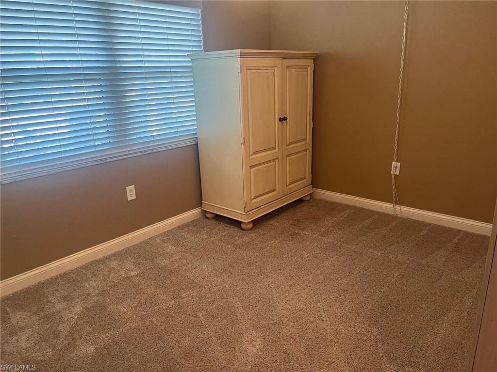 SEVEN LAKES - Residential