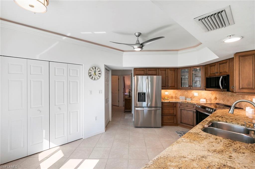 MAXIME CLUB OF MARCO ISLAND - Residential