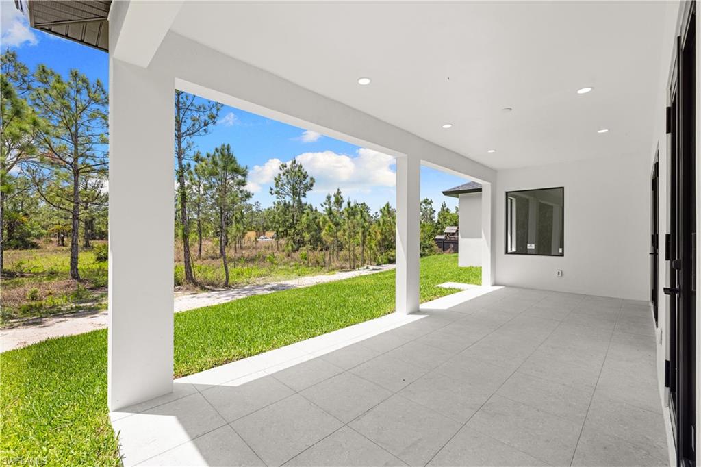 GOLDEN GATE ESTATES - Residential