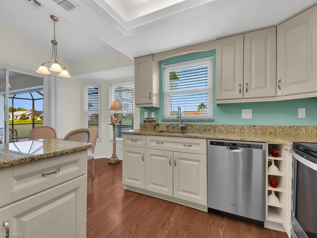 SABAL SPRINGS GOLF AND RACQUET CLUB - Residential