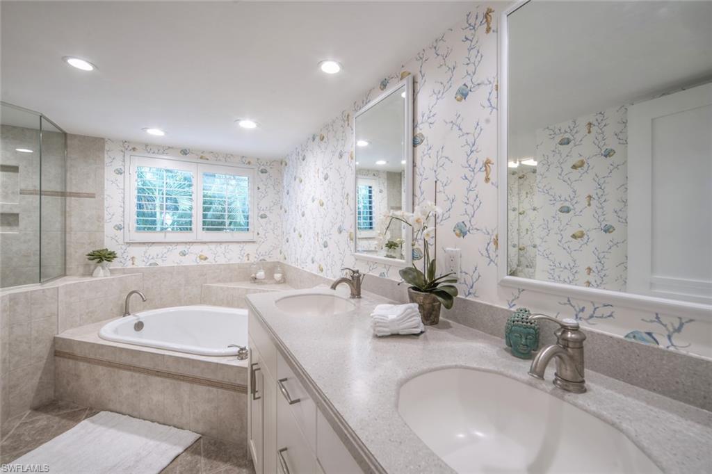 SANIBEL HARBOURS - Residential