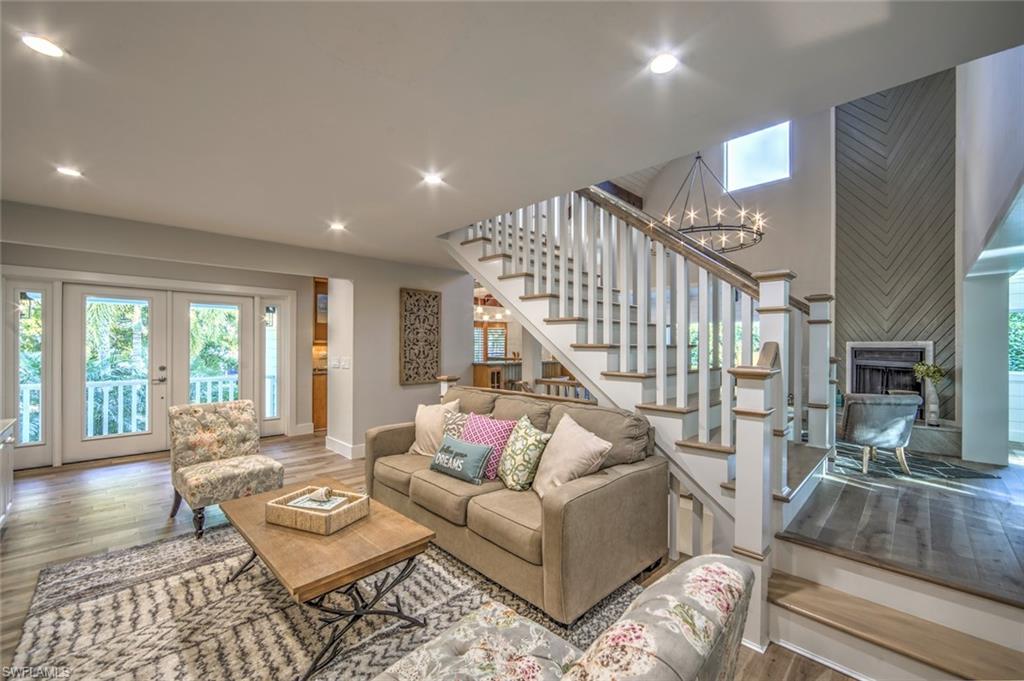 SANIBEL HARBOURS - Residential