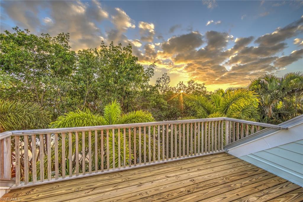 SANIBEL HARBOURS - Residential