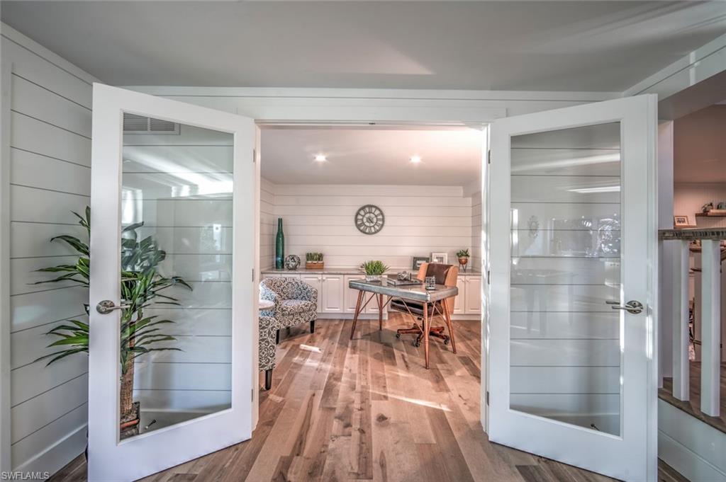 SANIBEL HARBOURS - Residential