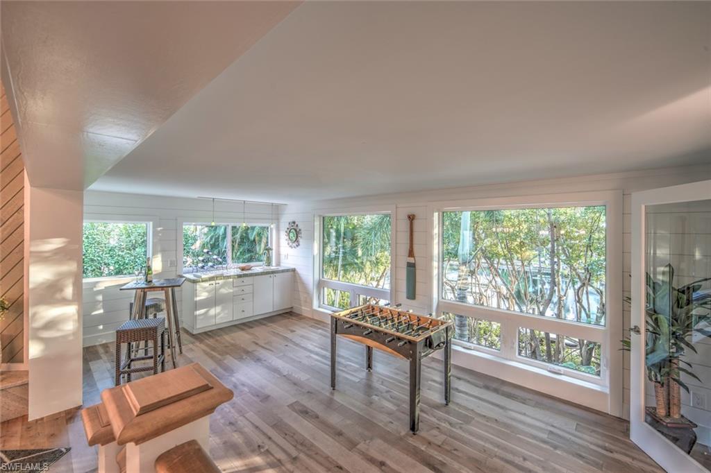 SANIBEL HARBOURS - Residential