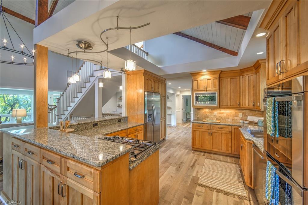 SANIBEL HARBOURS - Residential