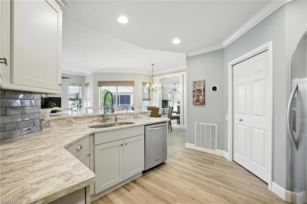 SOUTHMONT COVE - Residential