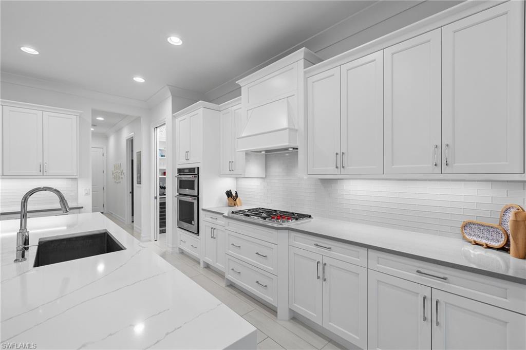 ISLES OF COLLIER PRESERVE - Residential