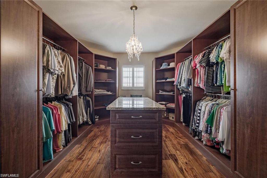 CAPE ROYAL - Residential