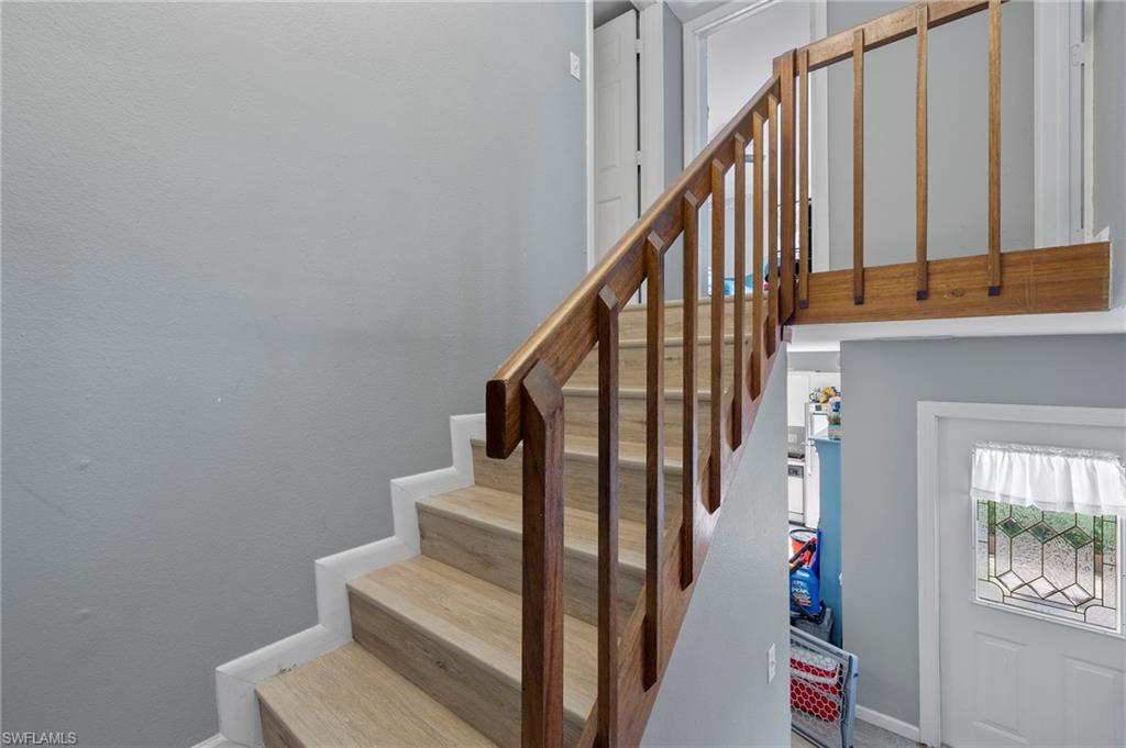 PARKWOODS TOWNHOUSE COMMUNITY - Residential