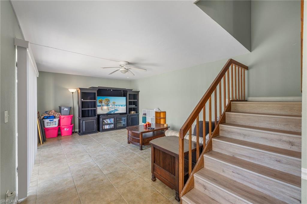 PARKWOODS TOWNHOUSE COMMUNITY - Residential