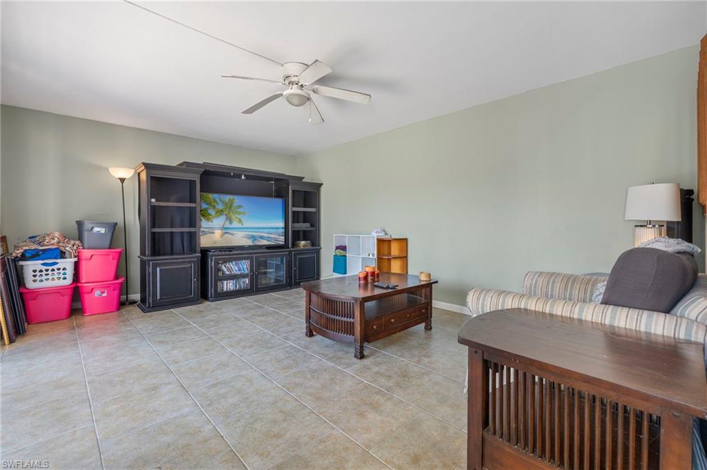 PARKWOODS TOWNHOUSE COMMUNITY - Residential