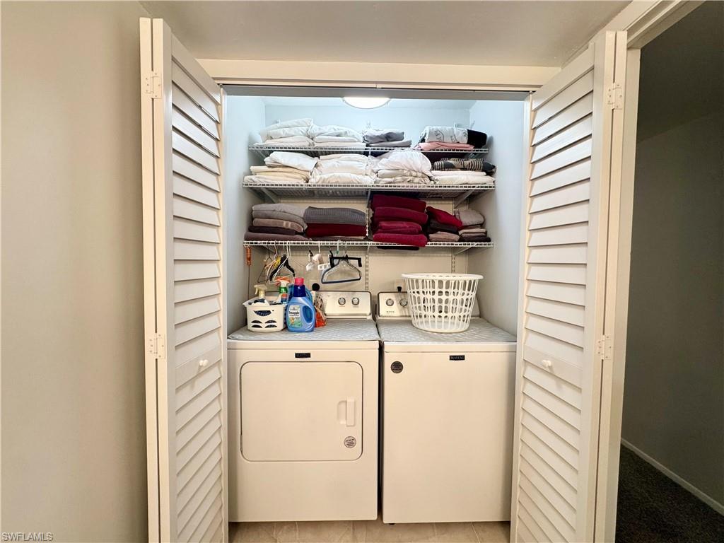 ISLAND WINDS CONDO - Residential