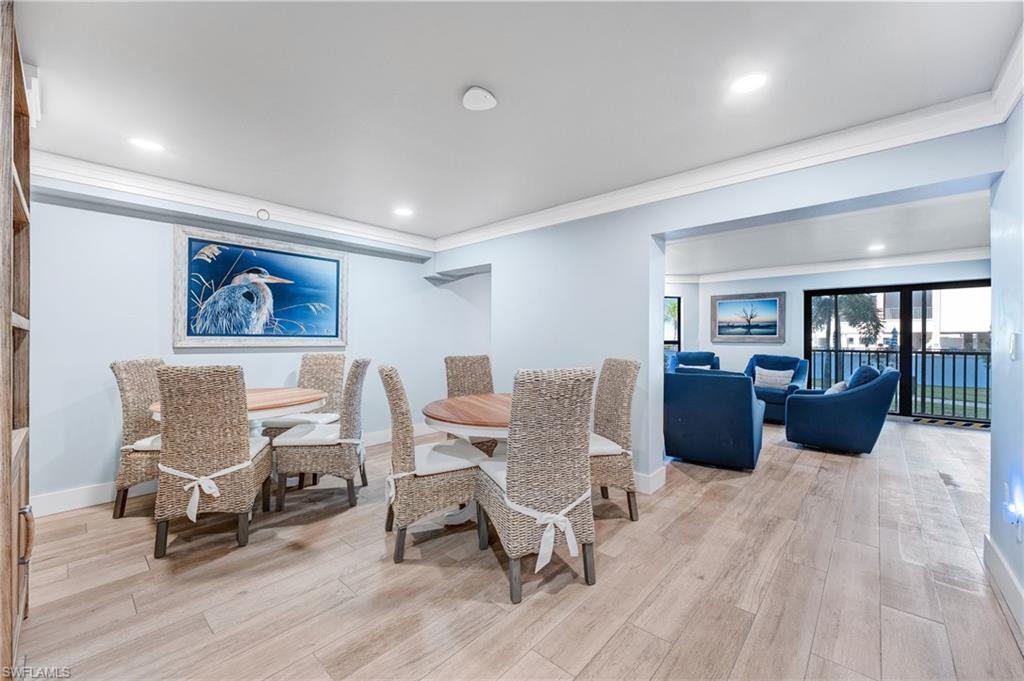 ISLAND WINDS CONDO - Residential